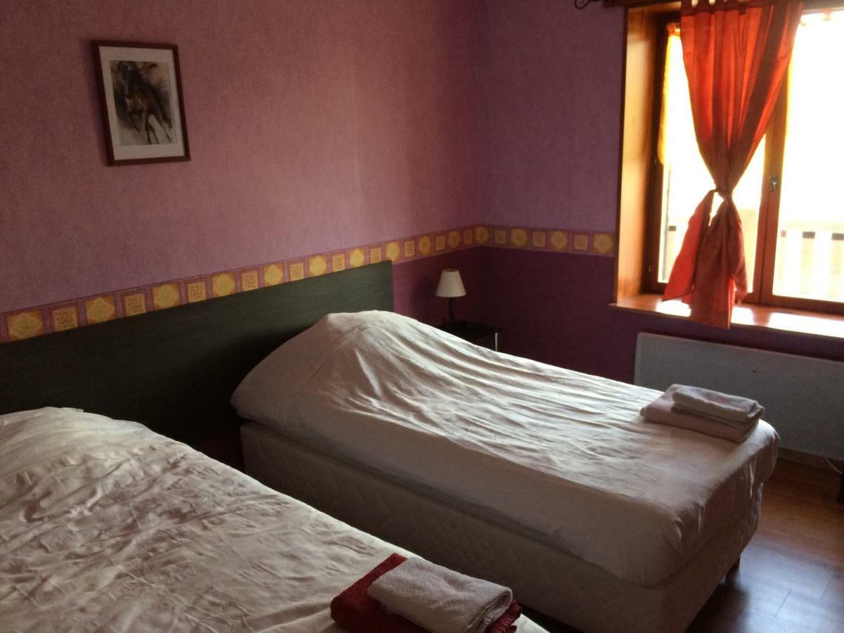 El Rancho Criollo Rooms And Gites Maubert-Fontaine Εξωτερικό φωτογραφία