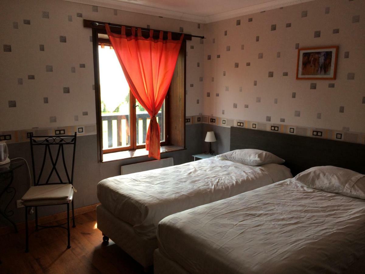 El Rancho Criollo Rooms And Gites Maubert-Fontaine Εξωτερικό φωτογραφία